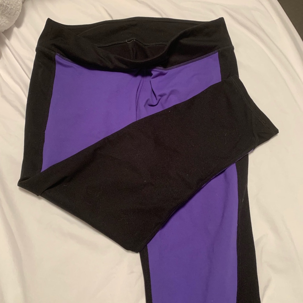 Fabletics Leggings-Large - image 2